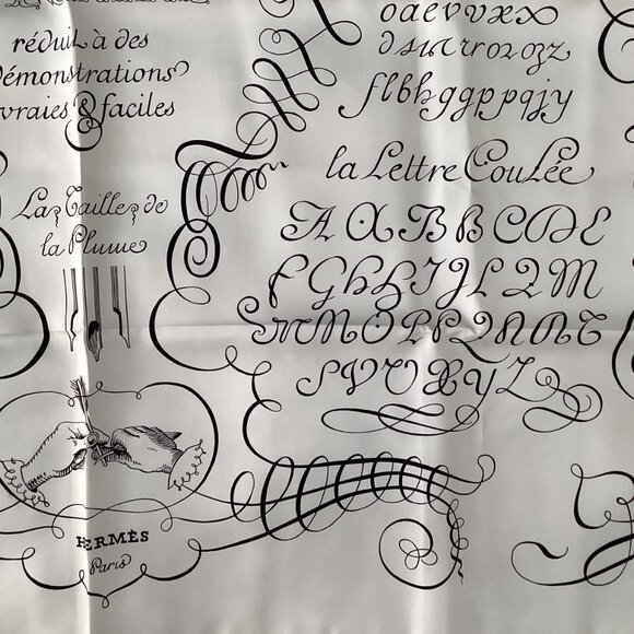 HERMES Scarf Carre 90 L'ART D'ECRIRE 100% Silk - Picture 3 of 10